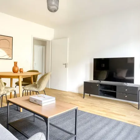 Kaya Paraiba * Zurich
